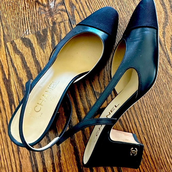 Chanel Black SLINGBACKS size 38 - Picture 1 of 6
